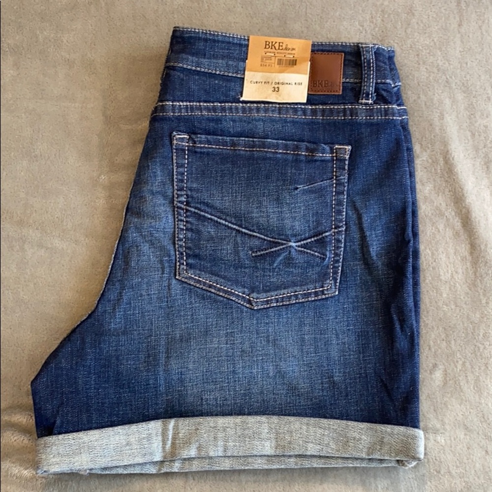 BRAND NEW JEAN SHORTS
